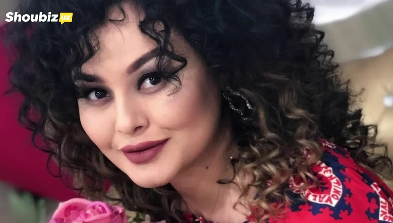 «Ўзиман десам ишонмаяпсиз». Шаҳло Зоирова такси ҳайдовчиси уни танимаганини айтди — видео